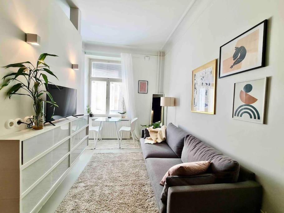 Stylish Studio In Downtown Helsinki Exterior foto